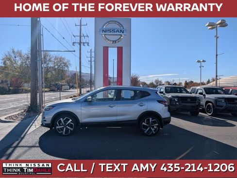 Certified 2022 Nissan Rogue Sport SL w/ Premium Package image 1