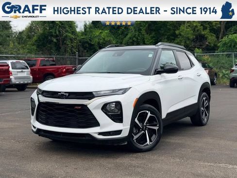 Used 2023 Chevrolet TrailBlazer RS w/ Convenience Package FWD image 1