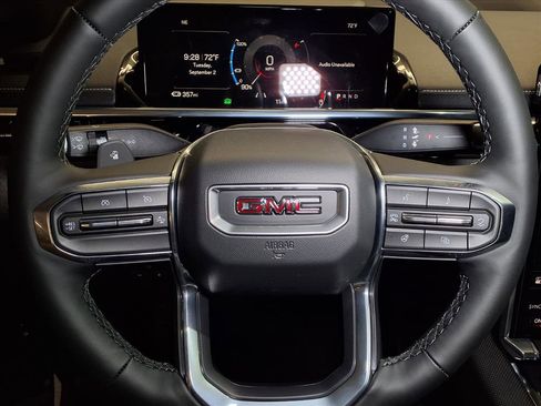 Used 2026 GMC Sierra EV Elevation image 19