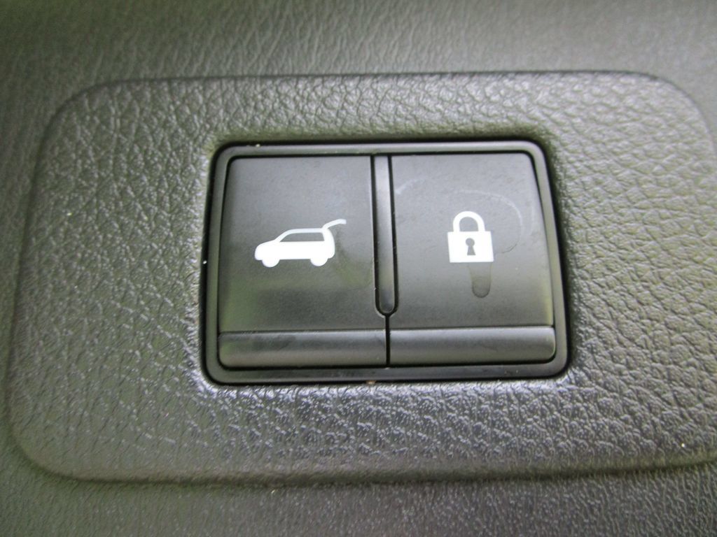 Used 2023 Nissan Armada SL w/ Cargo Package RWD image 17