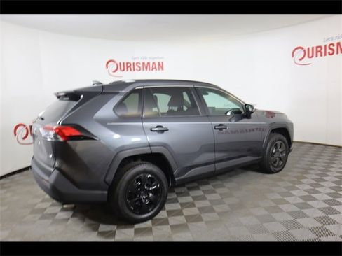 Used 2019 Toyota RAV4 LE image 6