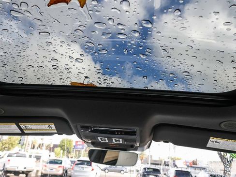 Used 2025 Jaguar F-PACE R-Dynamic S image 25