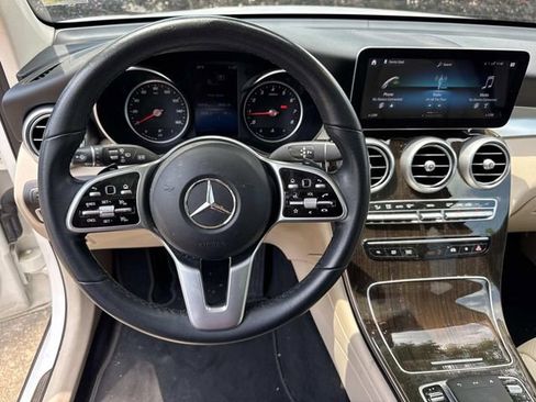 Used 2022 Mercedes-Benz GLC 300 image 25