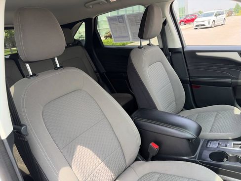 Used 2022 Ford Escape SE w/ Cold Weather Package AWD/4WD image 12