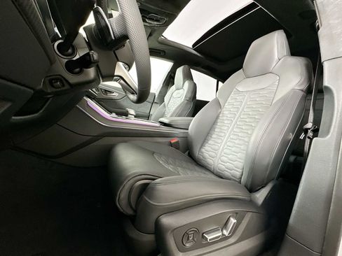 New 2025 Audi RS Q8 performance image 19