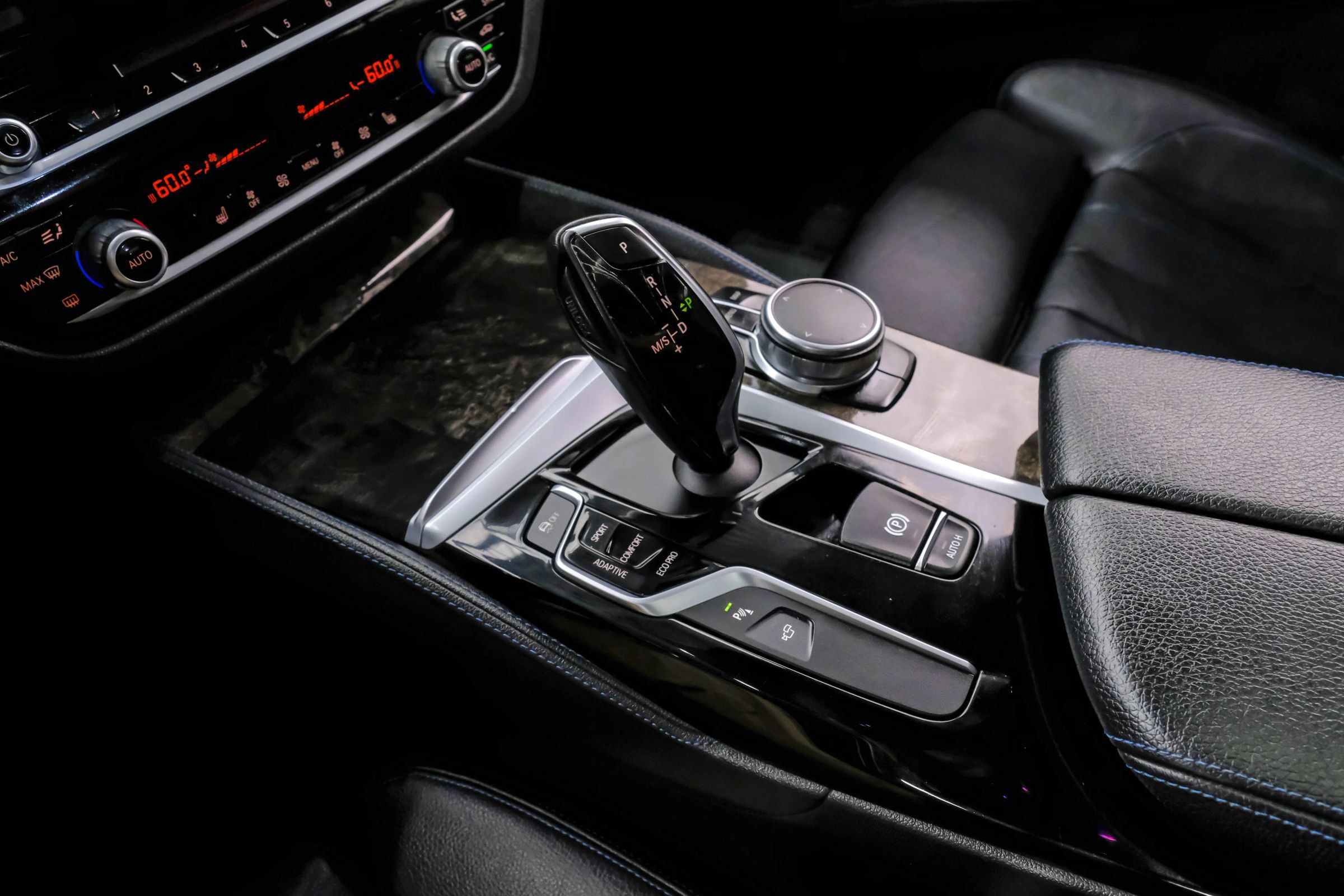 Used 2017 BMW 540i RWD image 33