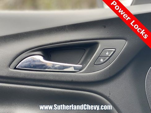 Used 2020 Chevrolet Equinox Premier image 15