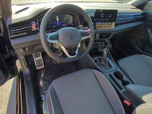 New 2025 Volkswagen Jetta Sport image 11