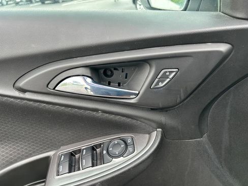 Used 2023 Chevrolet Malibu LS FWD image 15
