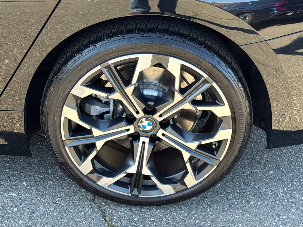 Used 2026 BMW 330i Sedan w/ Convenience Package RWD image 13