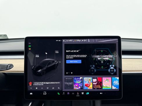 Used 2022 Tesla Model Y Performance AWD/4WD image 25