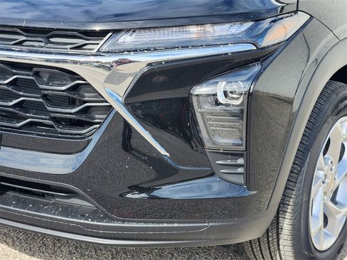 New 2026 Chevrolet Trax LS w/ LS Convenience Package image 6