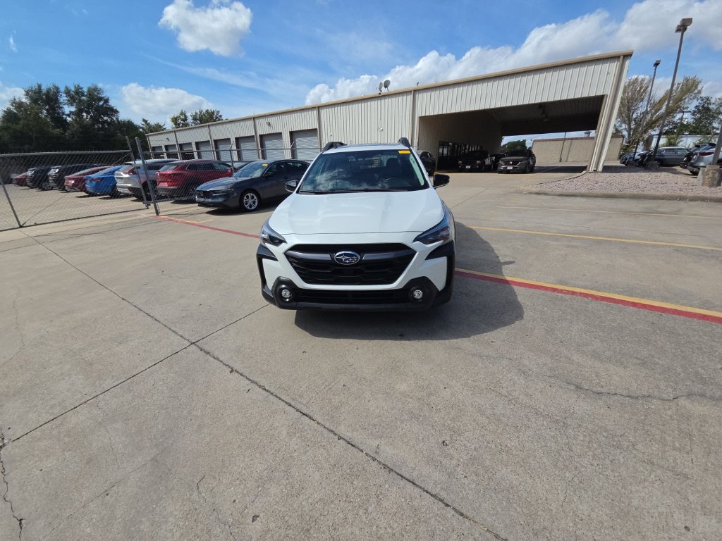 Used 2025 Subaru Outback Premium AWD/4WD image 5