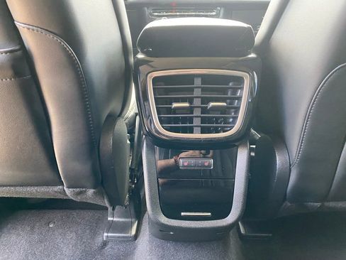 Used 2023 Lincoln Nautilus Reserve image 32