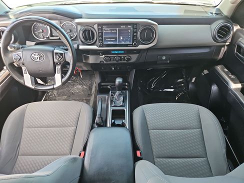Used 2021 Toyota Tacoma SR5 RWD image 21