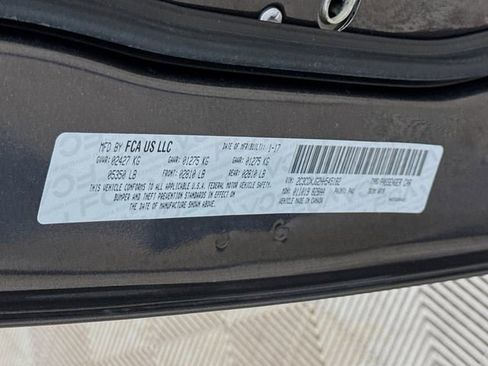 Used 2017 Dodge Charger SXT w/ AWD Premium Group image 33