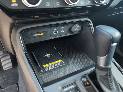 Used 2024 Honda CR-V EX-L image 25