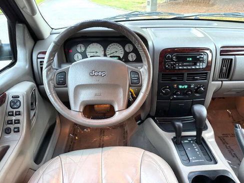 Used 2002 Jeep Grand Cherokee Limited image 22