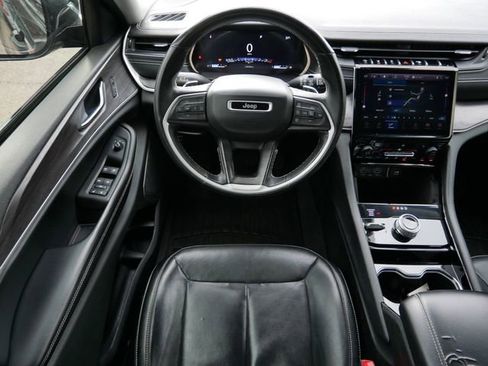 Used 2021 Jeep Grand Cherokee L Limited image 11