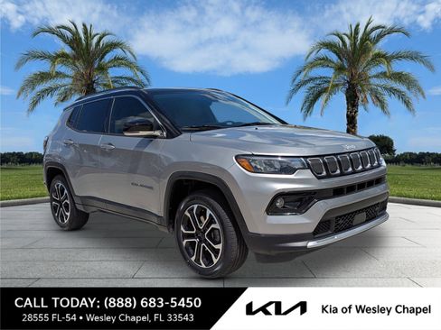 Used 2022 Jeep Compass Limited w/ Sun and Sound Group AWD/4WD image 1