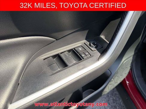 Certified 2023 Toyota RAV4 LE AWD/4WD image 24