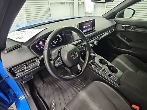Used 2023 Honda Civic Sport image 12