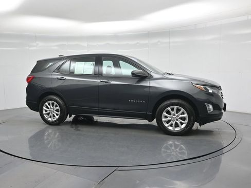 Used 2019 Chevrolet Equinox LS image 25
