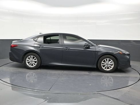 Used 2025 Toyota Camry LE FWD image 6