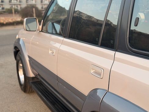 Used 1995 Toyota Land Cruiser AWD/4WD image 6