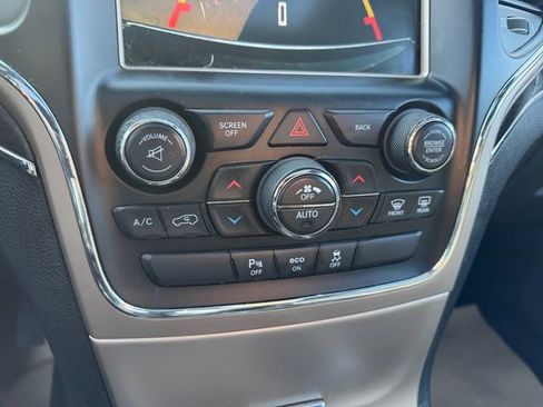 Used 2014 Jeep Grand Cherokee Limited image 22