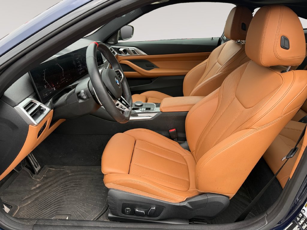 Used 2025 BMW 440i xDrive Coupe w/ Premium Package AWD/4WD image 2