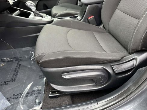 Used 2024 Kia Forte LXS image 16