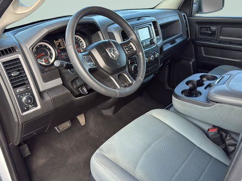 Used 2019 RAM 1500 Express w/ Express Value Package AWD/4WD image 22
