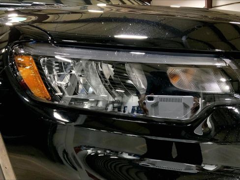 New 2026 Jeep Compass Latitude image 25