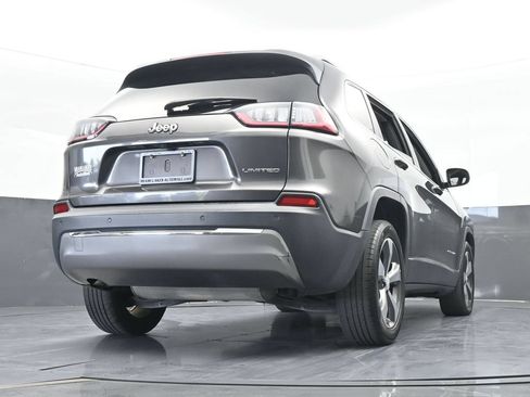 Used 2019 Jeep Cherokee Limited FWD image 57