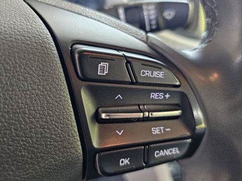 Used 2017 Hyundai Ioniq SEL FWD image 16