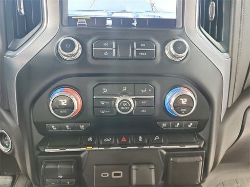 Used 2019 GMC Sierra 1500 SLT w/ SLT Premium Package image 29