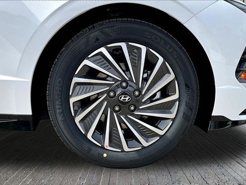 New 2026 Hyundai Sonata SEL FWD image 13