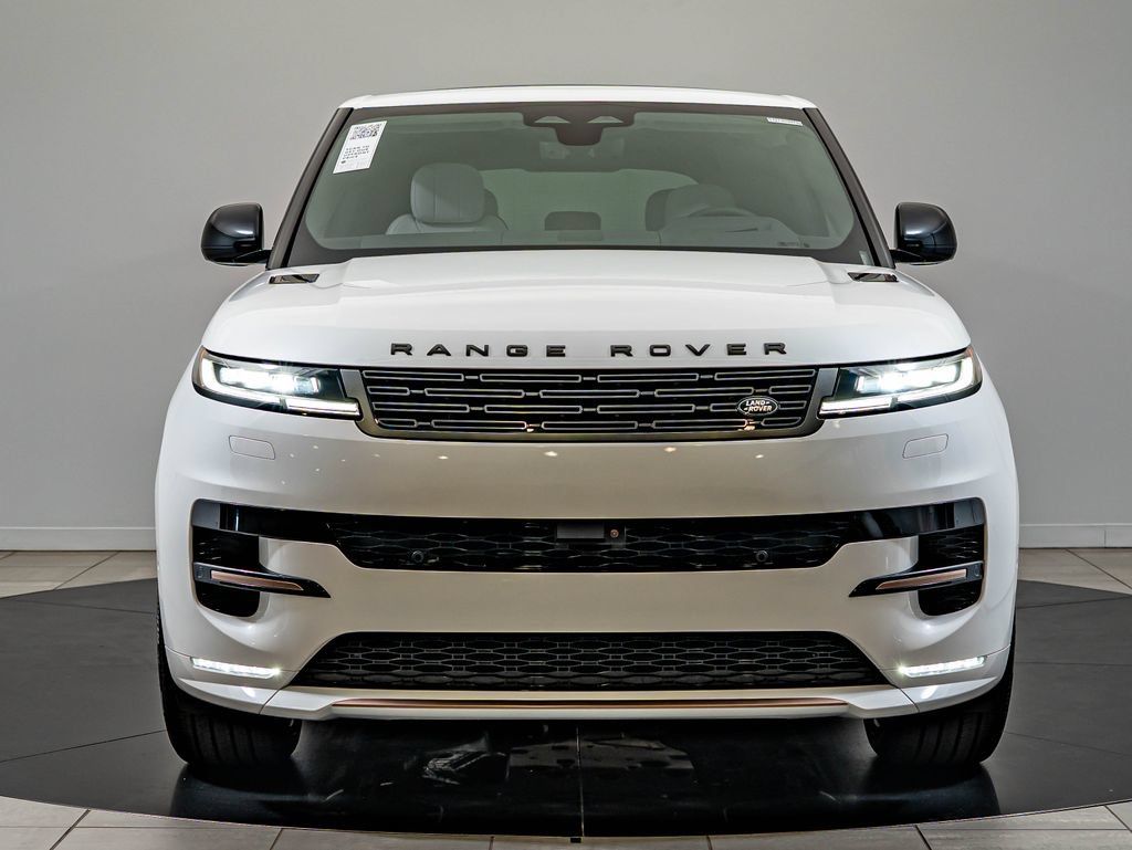 New 2026 Land Rover Range Rover Sport Dynamic SE AWD/4WD image 2