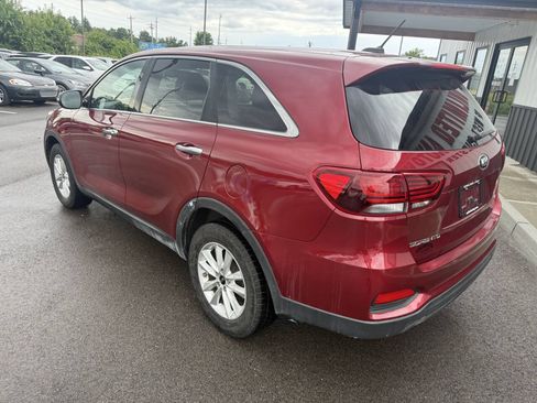 Used 2020 Kia Sorento LX FWD image 11
