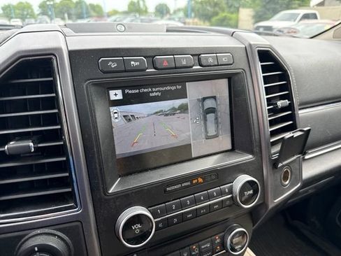Used 2018 Ford Expedition Platinum AWD/4WD image 26