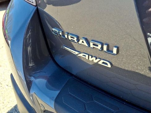 Used 2023 Subaru Crosstrek 2.5i Limited AWD/4WD image 31