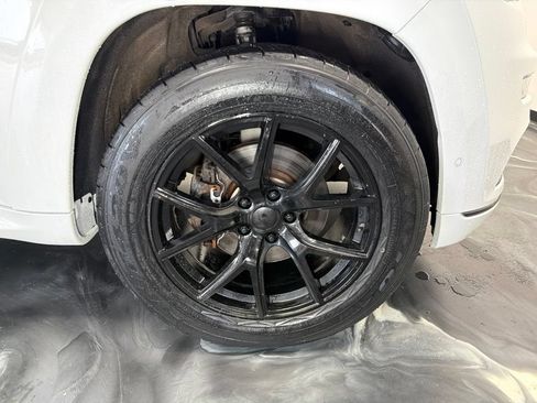 Used 2020 Jeep Grand Cherokee Limited X AWD/4WD image 25