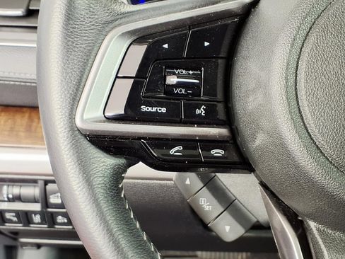 Used 2018 Subaru Outback 2.5i Limited AWD/4WD image 17