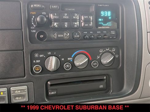 Used 1999 Chevrolet Suburban 4WD w/ Preferred Equipment Group 3 image 18