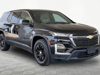 Used 2023 Chevrolet Traverse LS