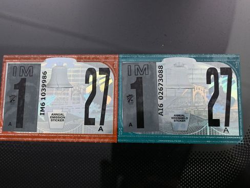 Used 2024 Chrysler Pacifica Touring-L image 9