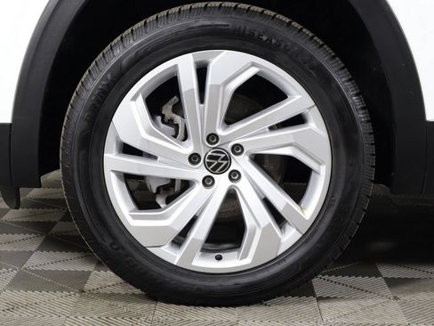 Used 2023 Volkswagen Atlas SE AWD/4WD image 25