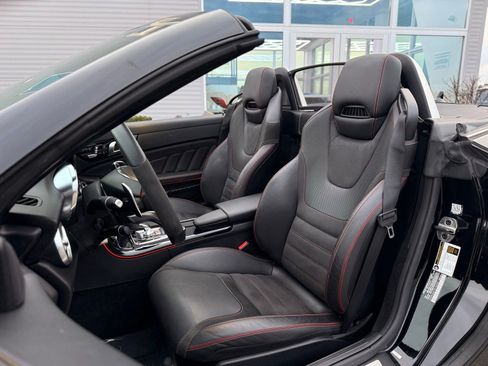 Used 2019 Mercedes-Benz SLC 43 AMG image 24