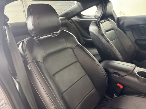 Used 2020 Ford Mustang GT Premium w/ Ford Safe & Smart Package image 23